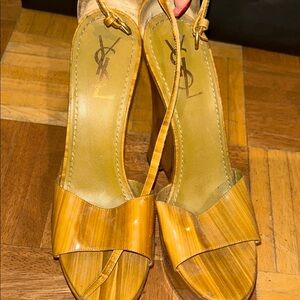 Yves Saint Laurent Women's Tan Sandals